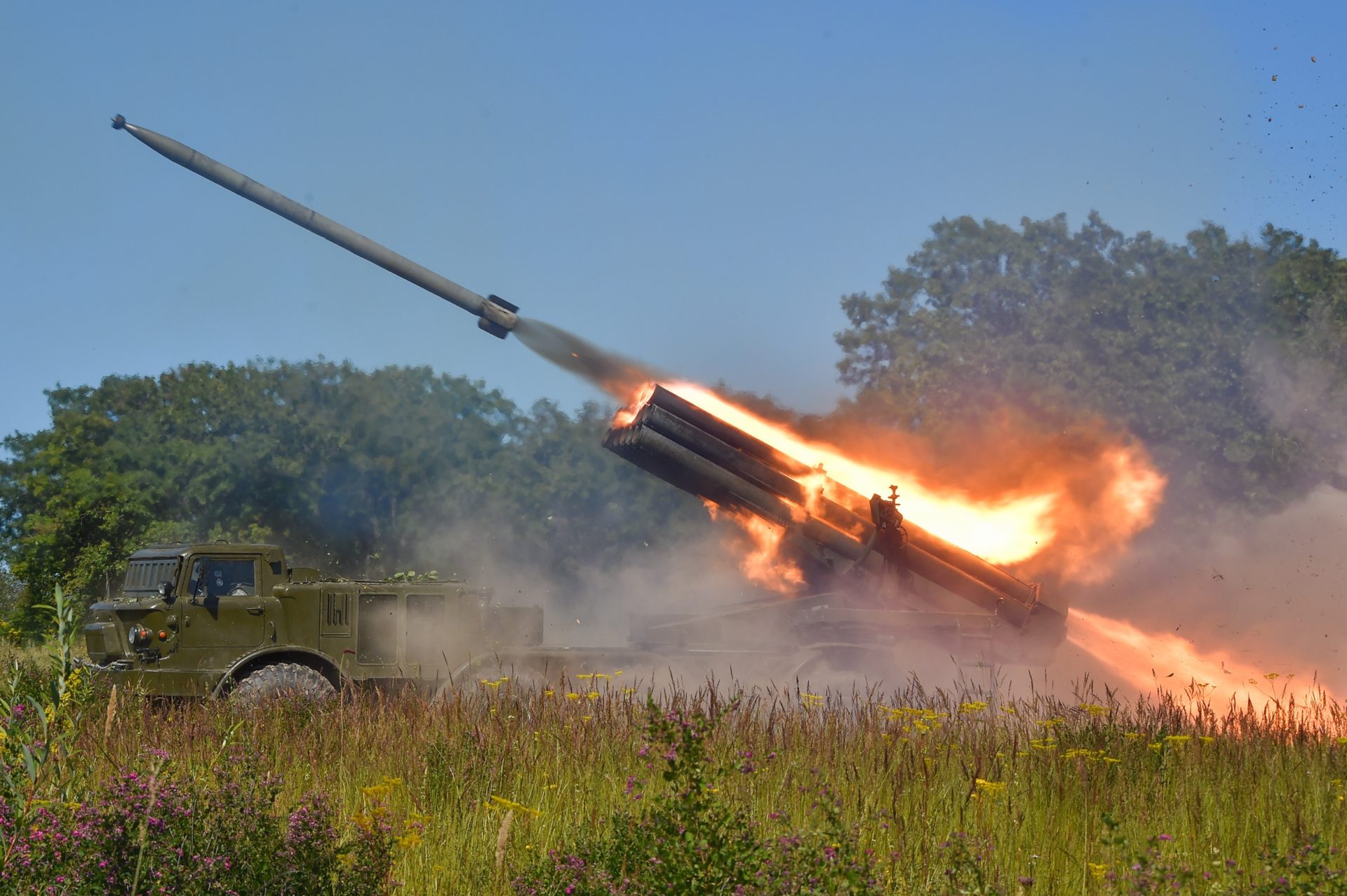 Военные разбомбили ключевой украинский завод по производству взрывчатки